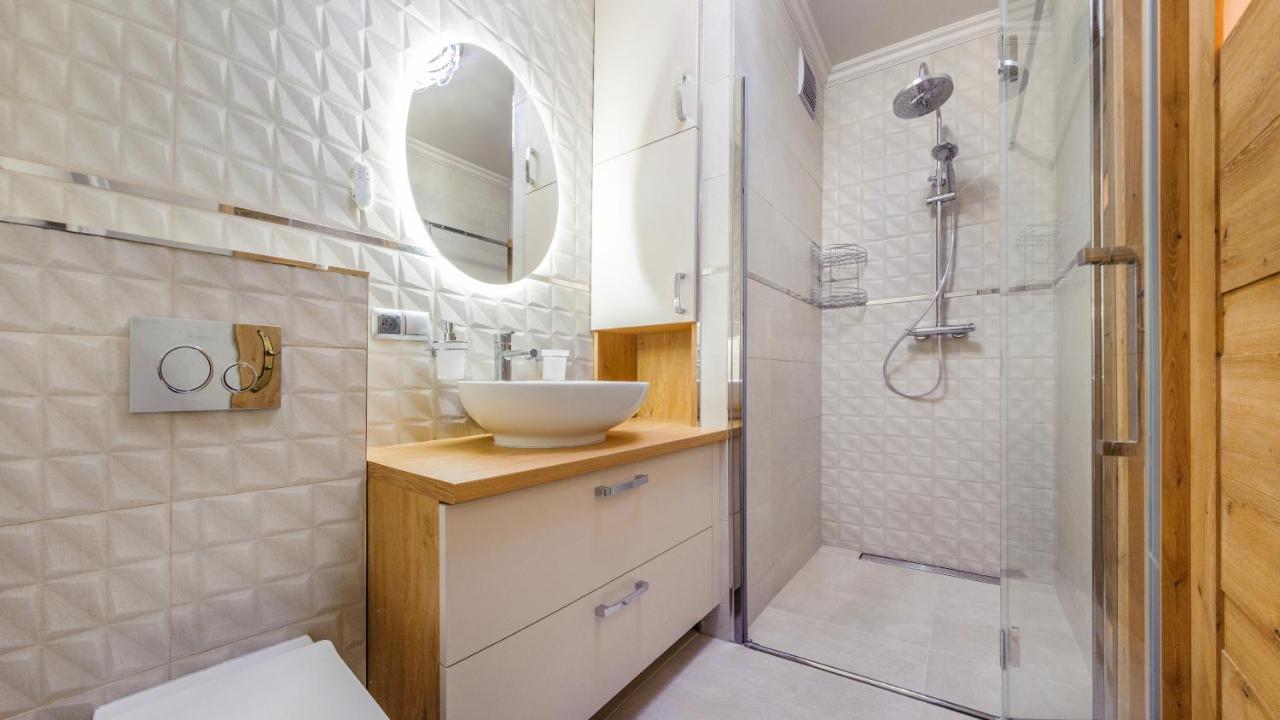 Apartament Z 1 Sypialnia Retro Deluxe 60 F Perlowa Przystan - Holiday City Kołobrzeg Εξωτερικό φωτογραφία